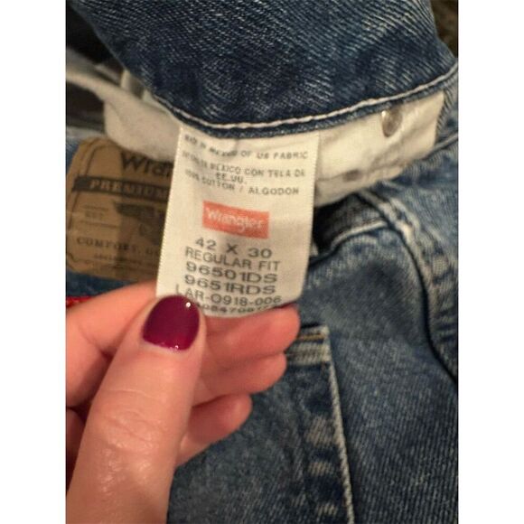 Wrangler Men's Straight Blue Jeans Size 42x30 Denim 5-Pocket Style - Picture 10 of 10